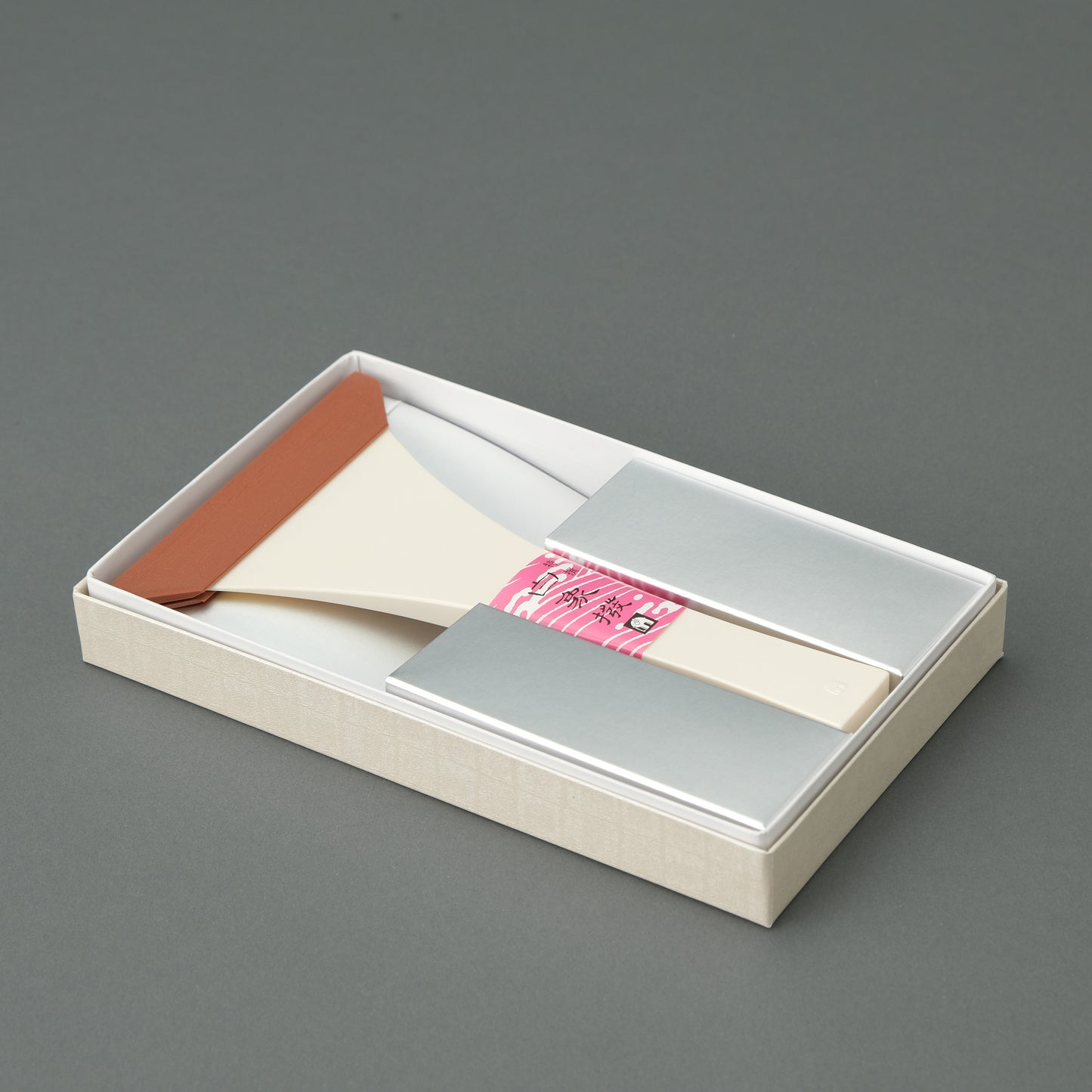 プラスチック撥【20匁・中】