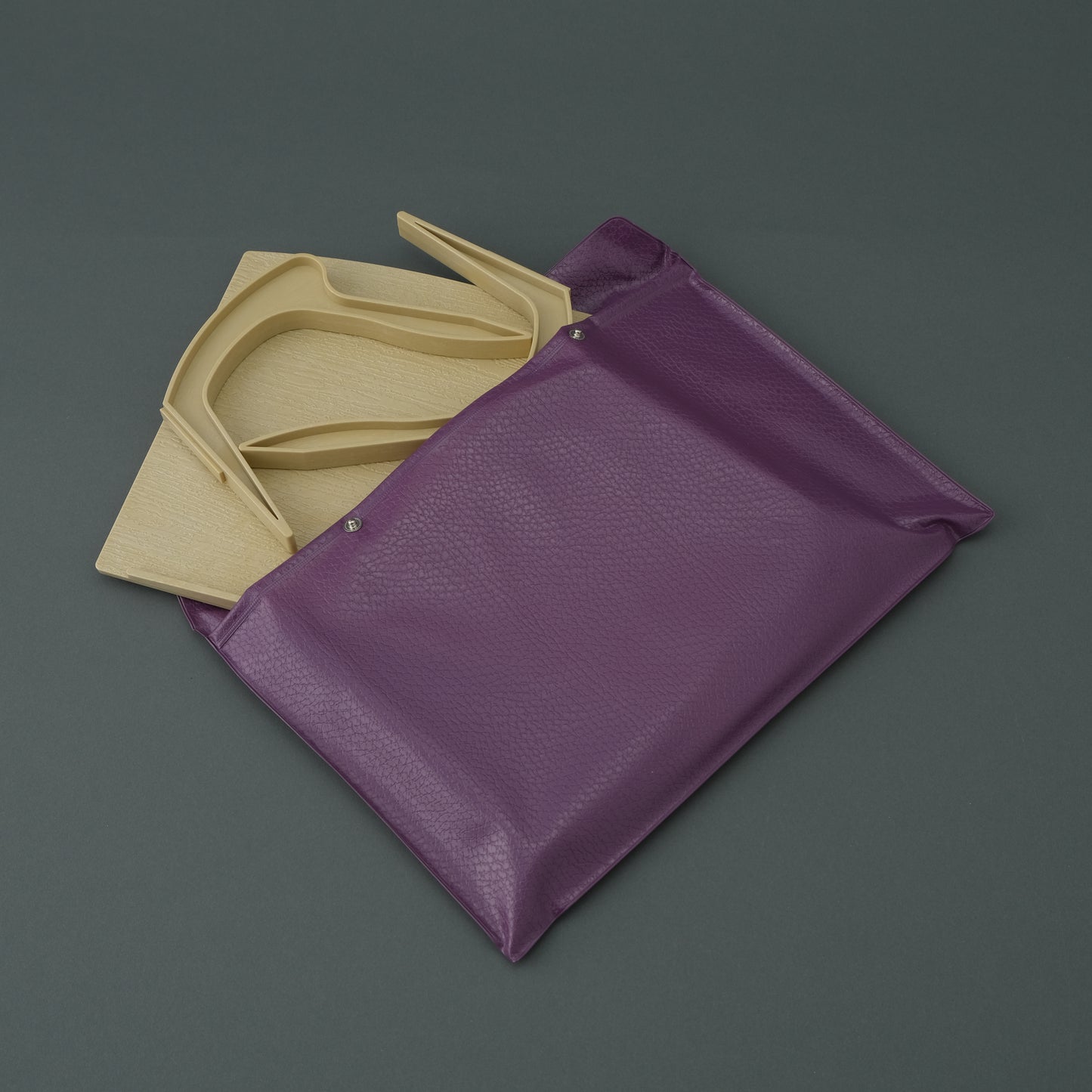 プラスチック見台