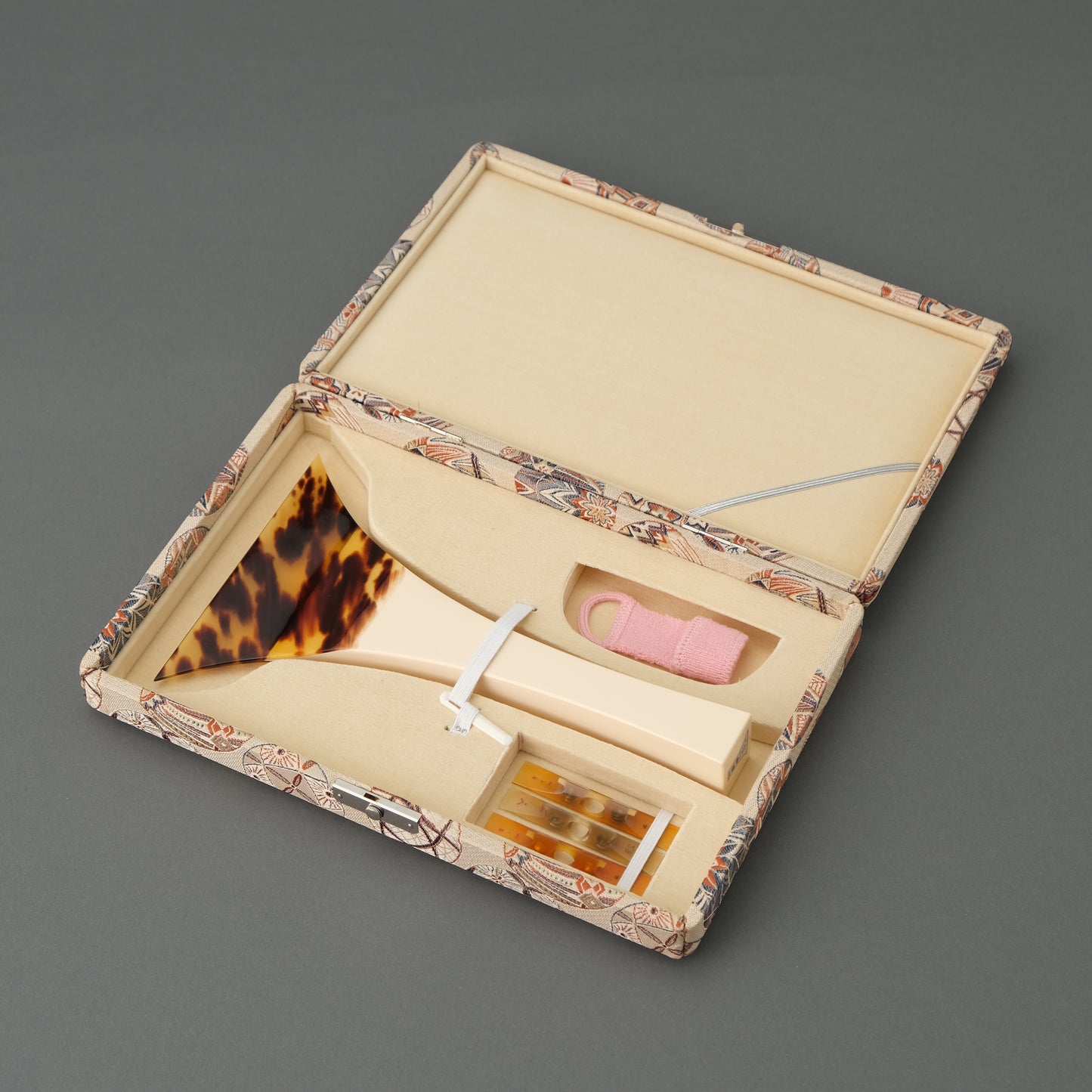 地歌用1丁撥入れ 錦