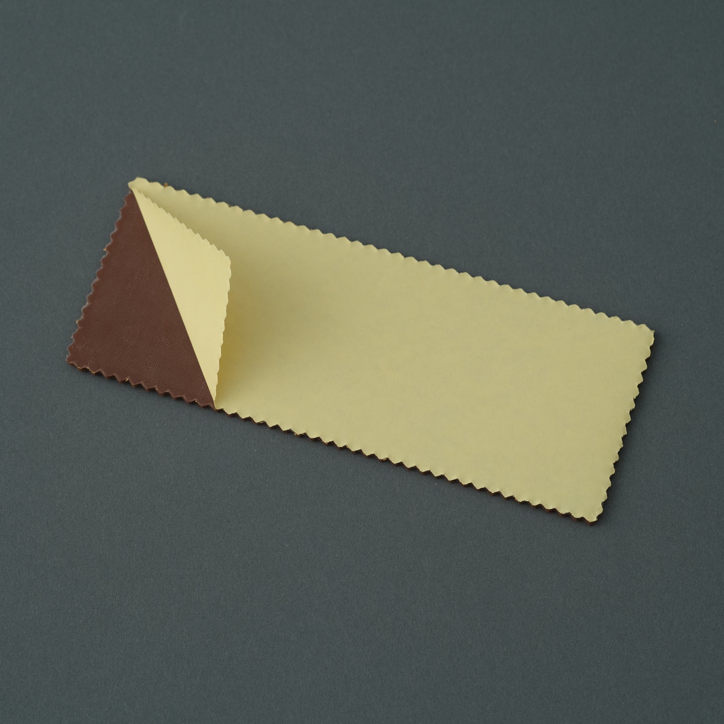 貼りゴム【大】